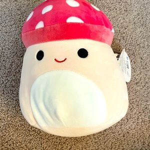 Malcom 8” RARE mushroom Squishmallow
